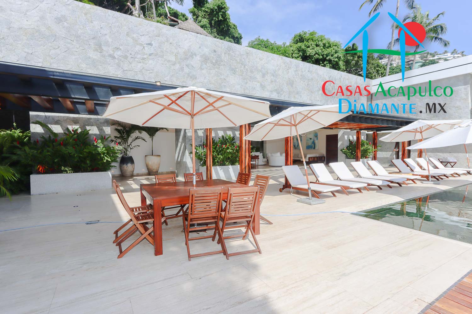 La Roqueta - Alberca y asoleadero 22